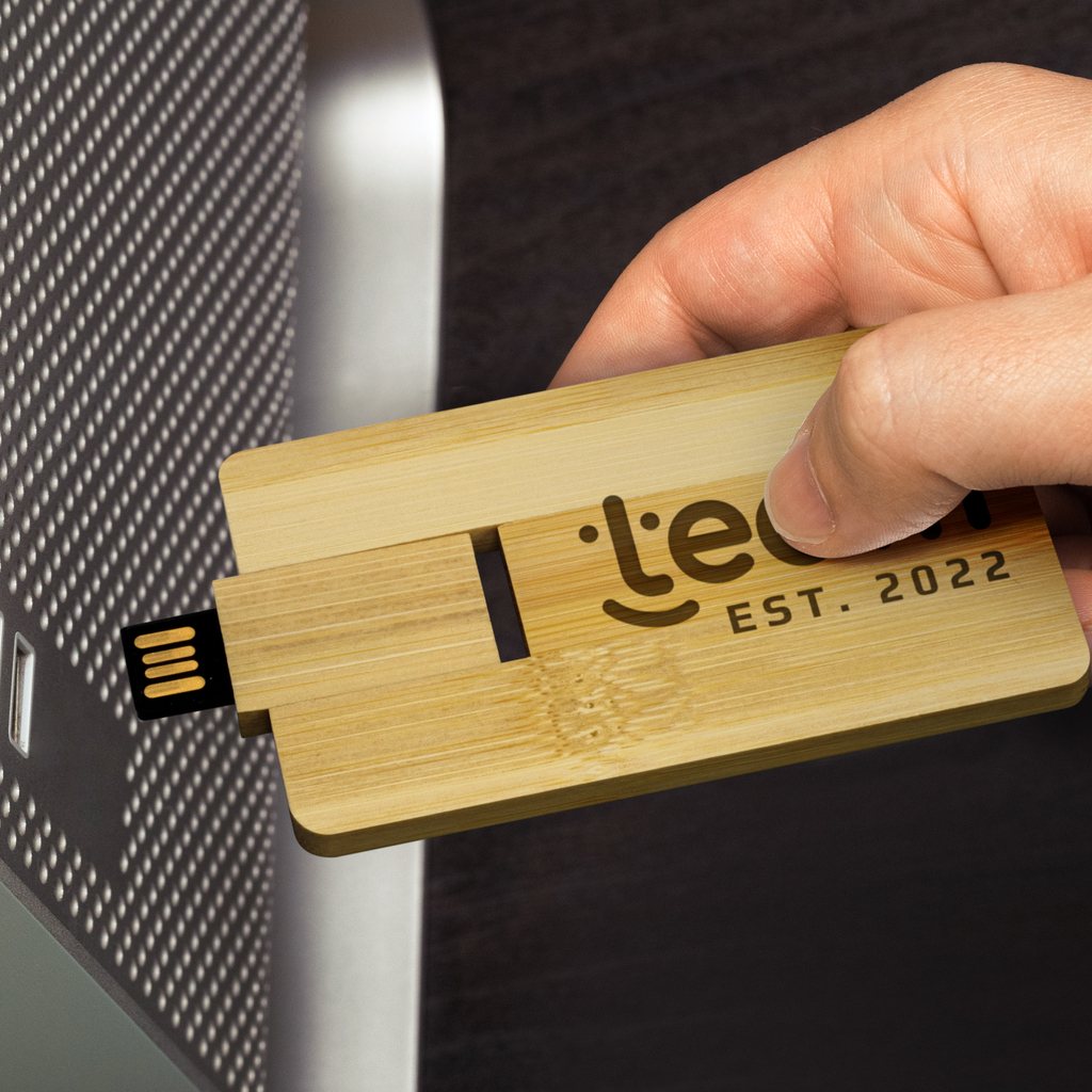 Bamboo Credit Card Flash Drive 8GB