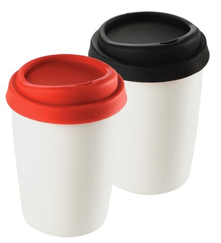 Mug with silicone lid