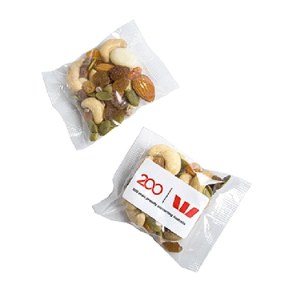 Trail Yoghurt Nut Mix 25g